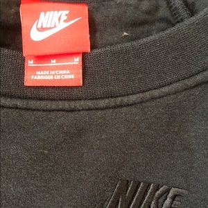 Black nike sweatshirt